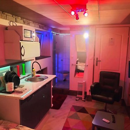 24H Gdynia Mini Apartamenty Na Kod Dostepu & Free Parking & No Keys Exteriör bild