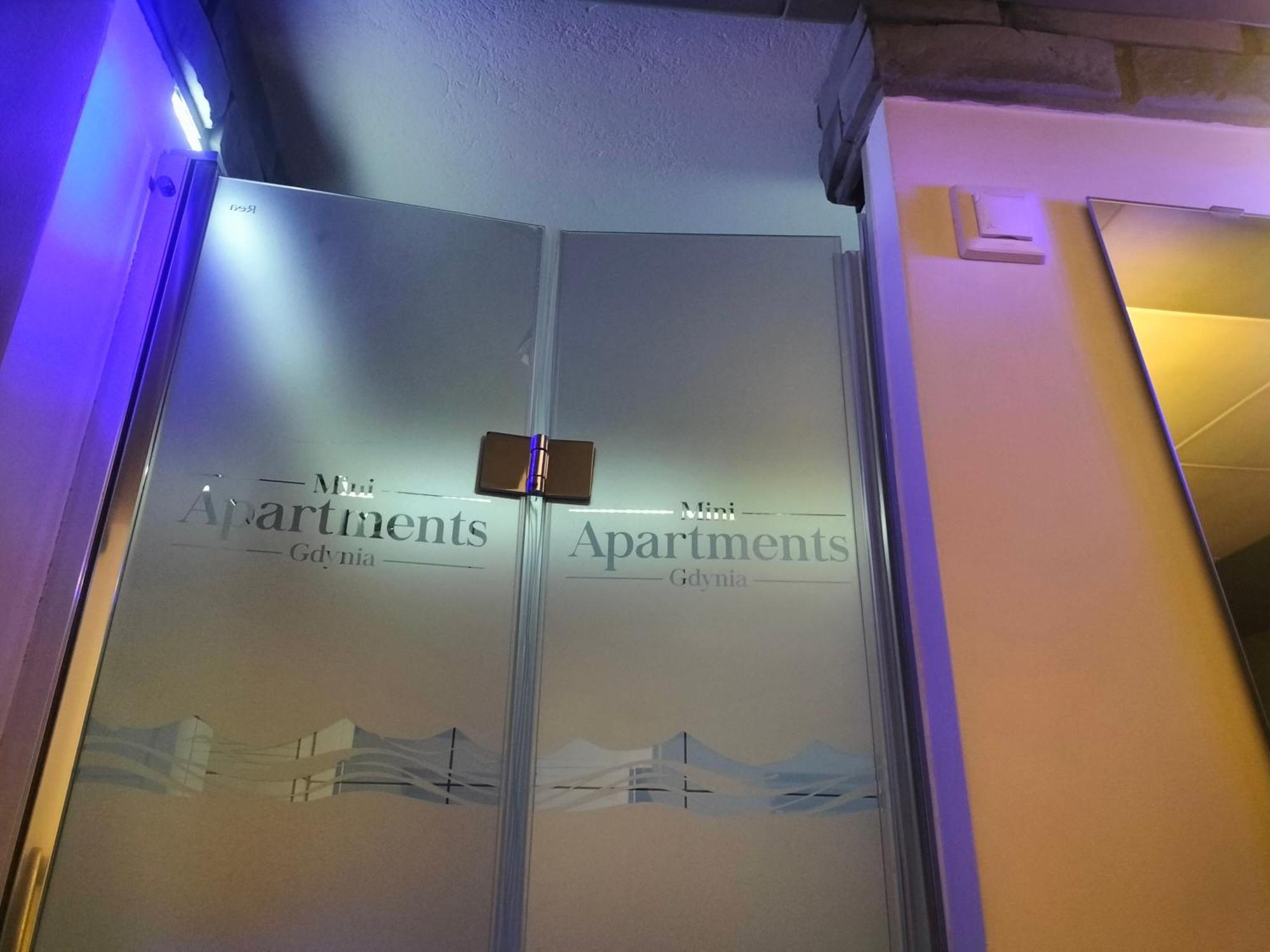 24H Gdynia Mini Apartamenty Na Kod Dostepu & Free Parking & No Keys Rum bild