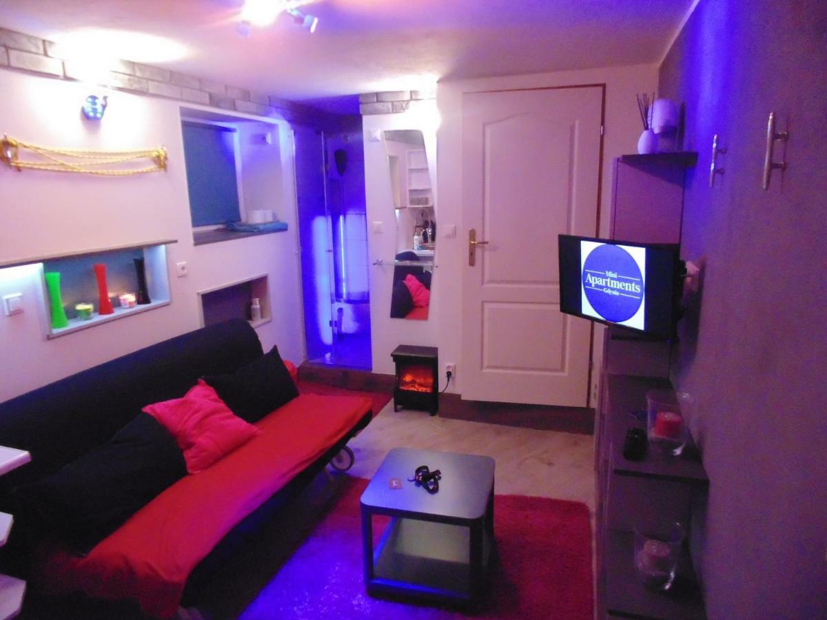 24H Gdynia Mini Apartamenty Na Kod Dostepu & Free Parking & No Keys Exteriör bild